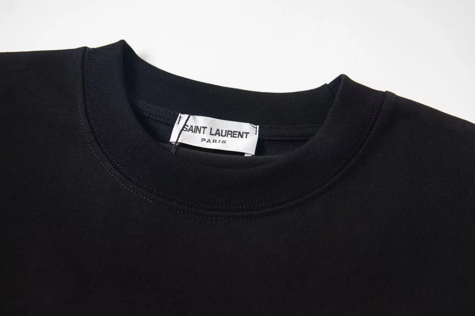 YSL/ 25ss Classiclogo t Classic 280 ! ， ，os ， ， Same Style。 ：Black，White Size：XS-L